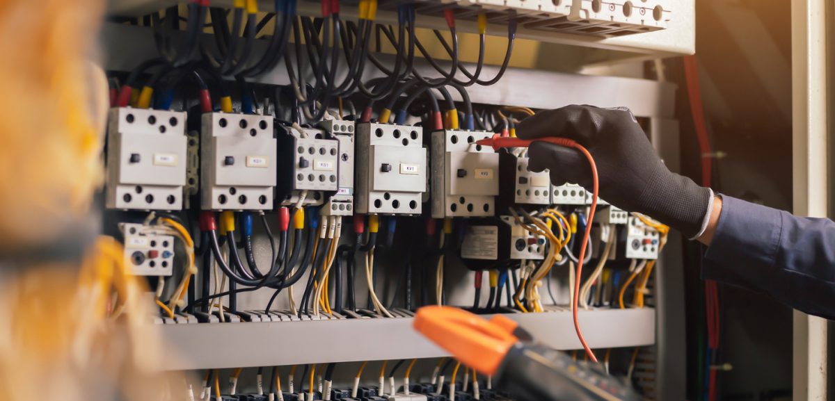Les pannes électriques fréquentes en copropriété : qui doit intervenir ?