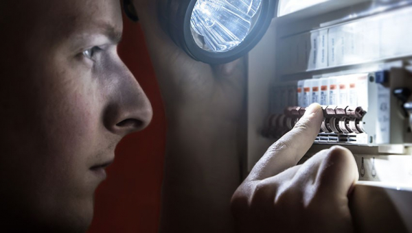 Comment réagir face à une panne générale d'électricité dans votre quartier ?